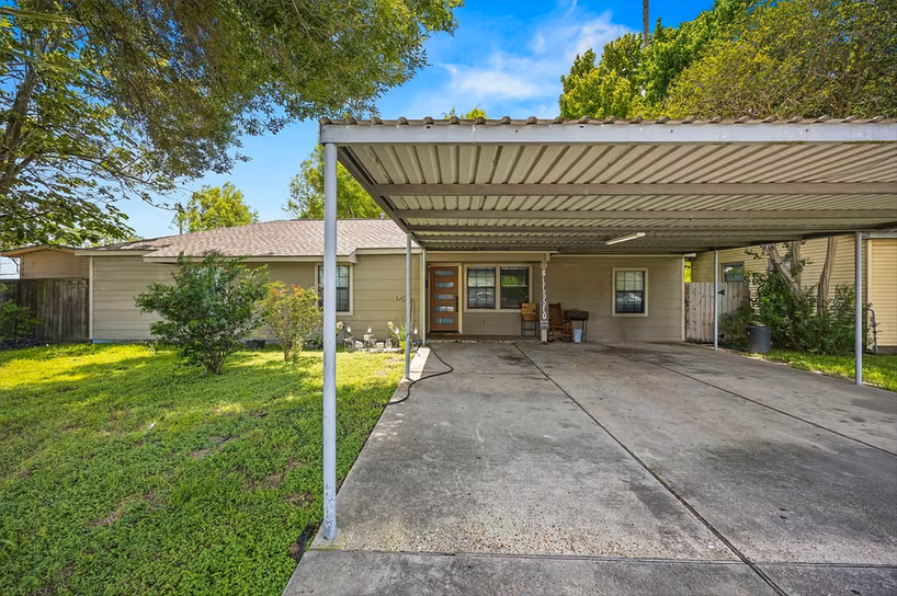 Photo 4 of 8822 Koala Drive, Houston, TX