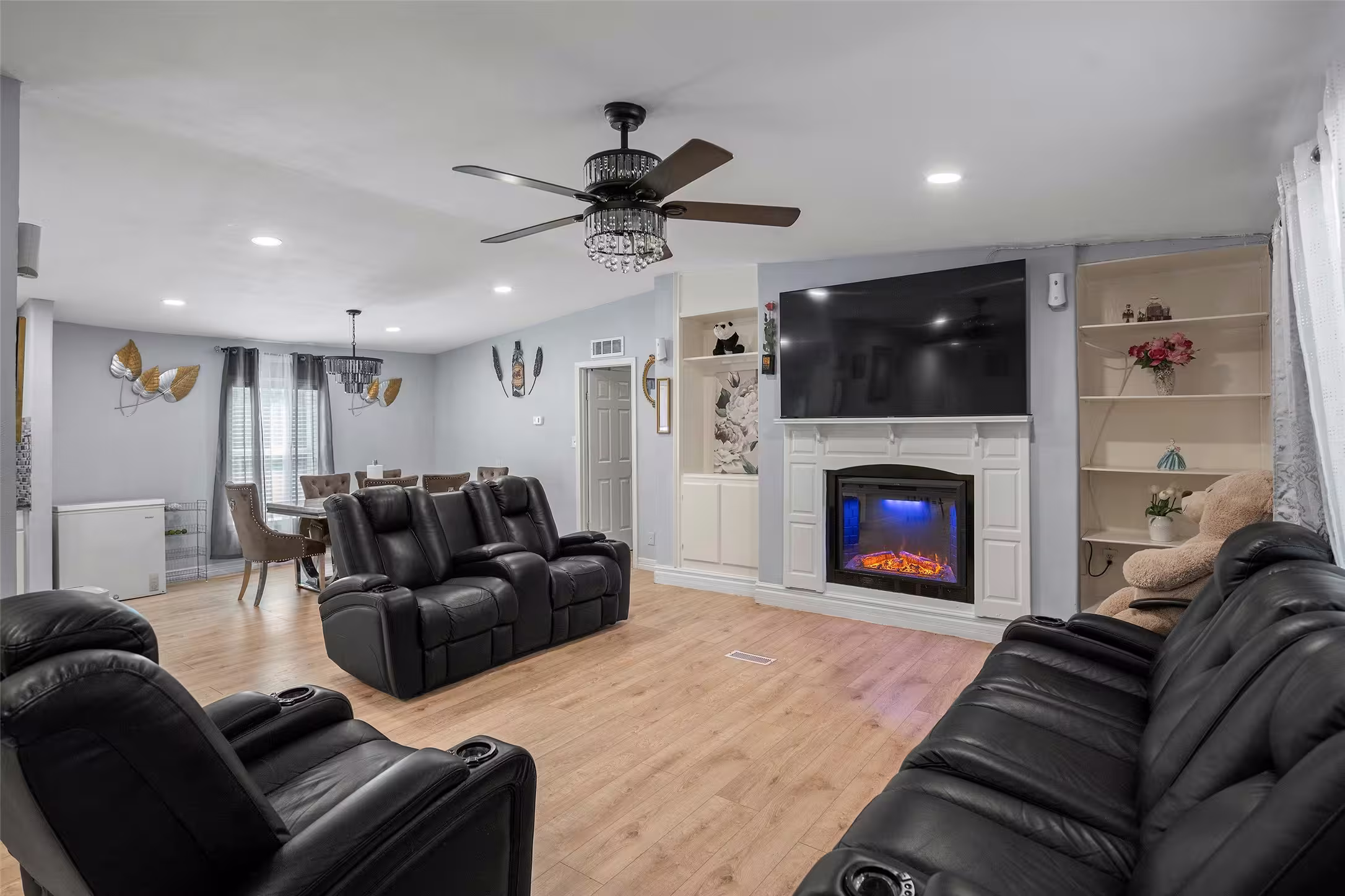 Photo of 2061 Road 5100, Cleveland, TX 77327