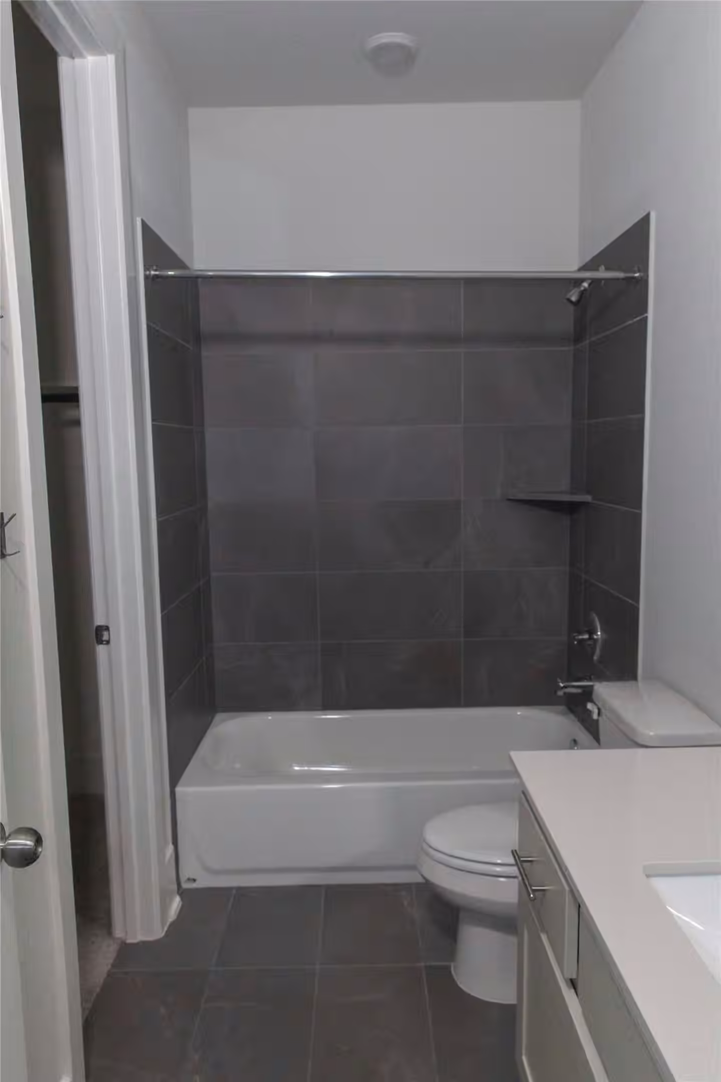 Photo 4 of 15631 Upper Lochton Drive, Humble, TX
