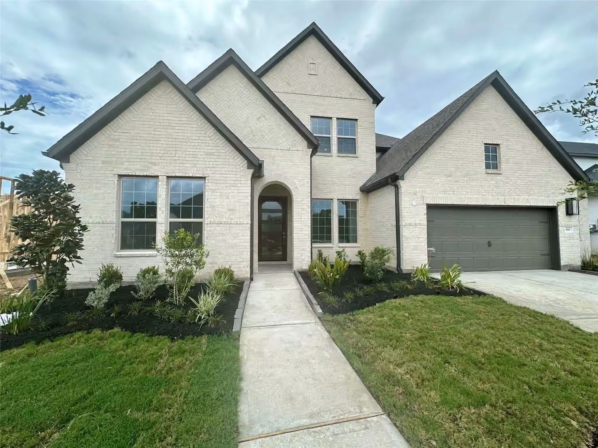 Photo of 918 Groundwater Way, League City, TX