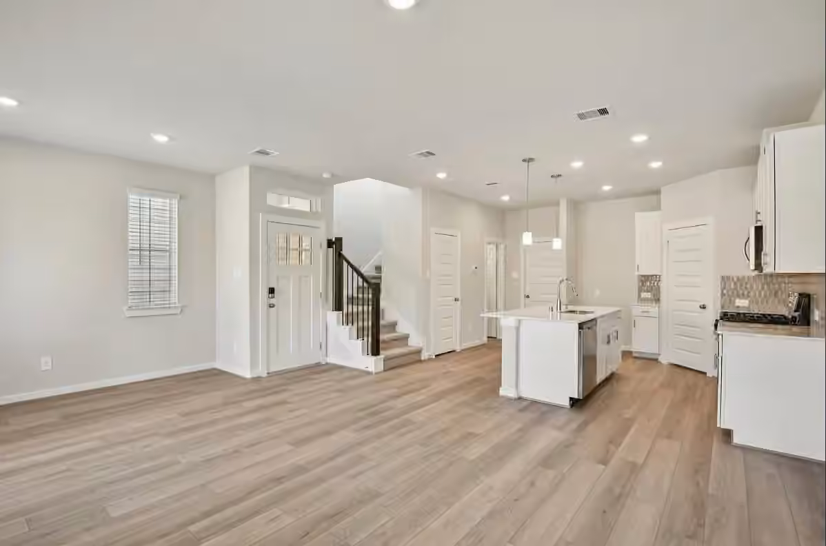 Photo 4 of 1034 Cedar Place Lane, Houston, TX