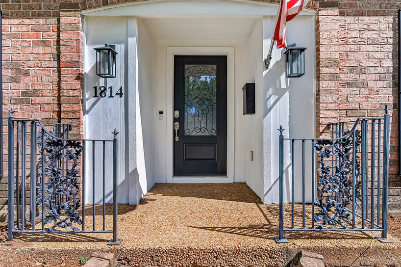 Photo 2 of 1814 Antigua Lane, Houston, TX