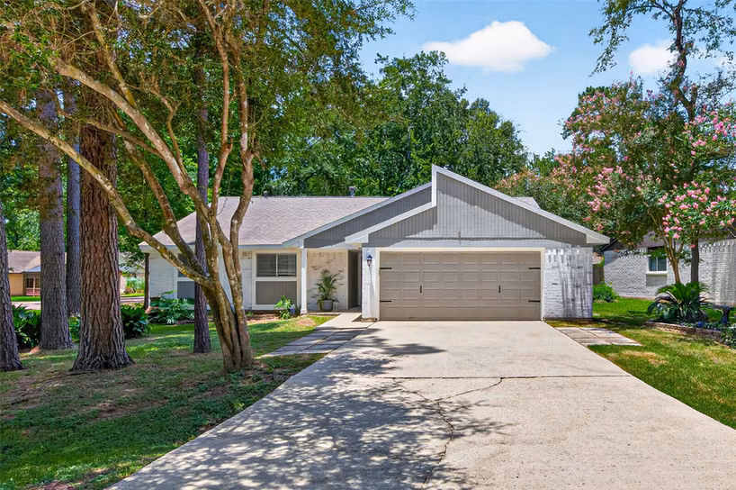 Photo 4 of 1 Still Glen Court, The Woodlands, TX
