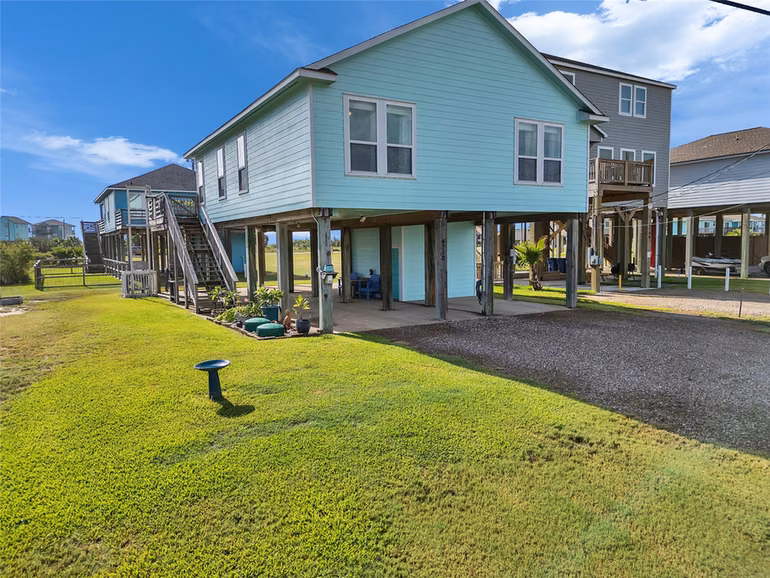 Photo 6 of 4710 Palm Street, Freeport, TX