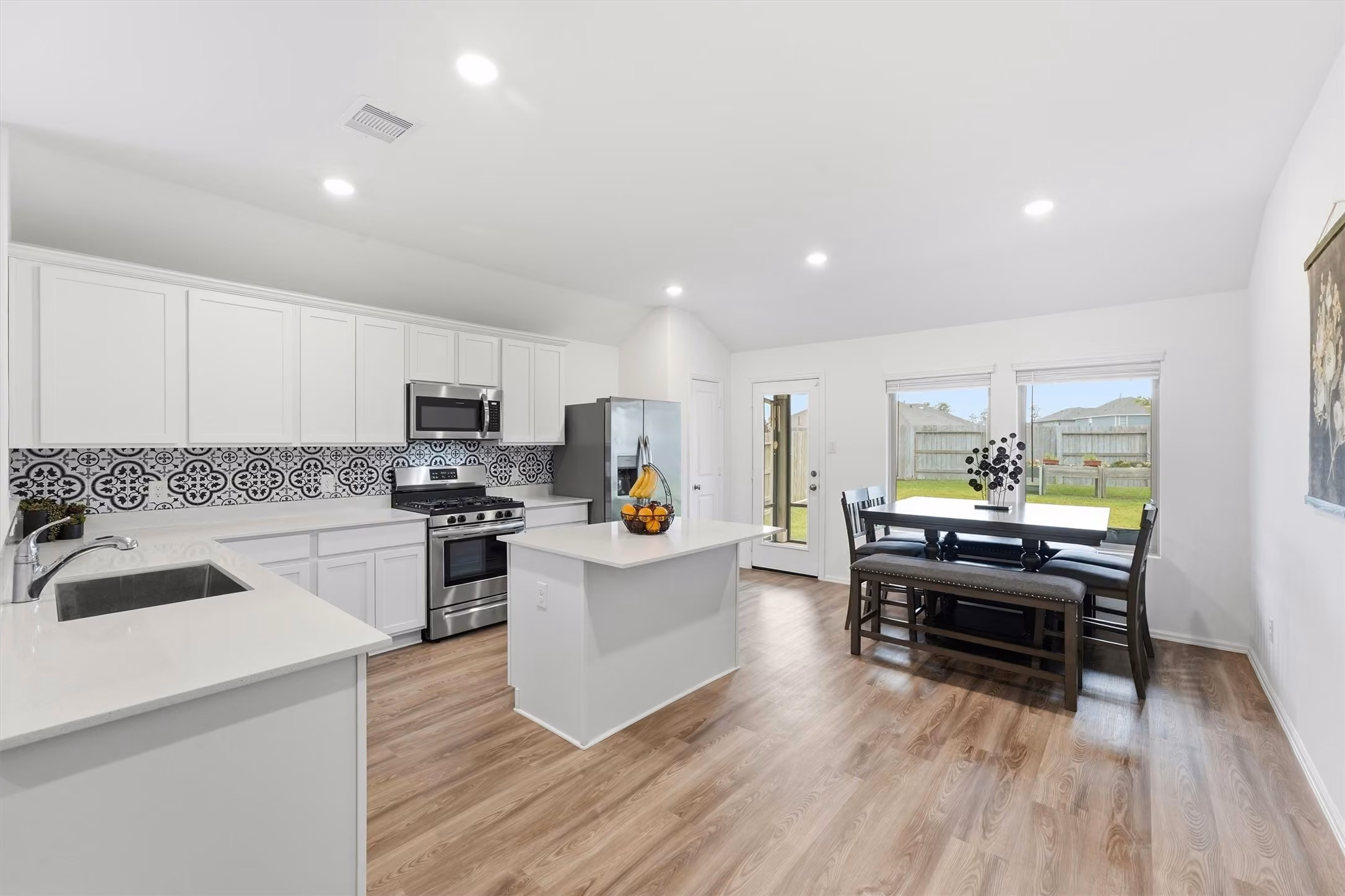 Photo 6 of 19036 Sonora Chase Drive, New Caney, TX