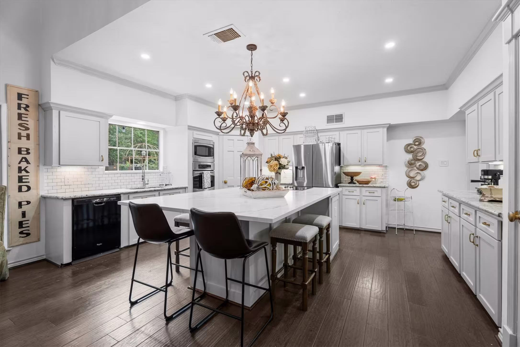 Photo 2 of 15902 Guinstead Drive, Spring, TX