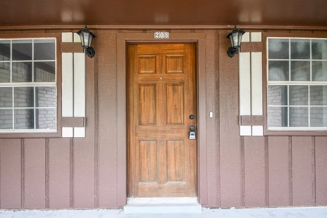 Photo 4 of 208 Willow Street, Sealy, TX