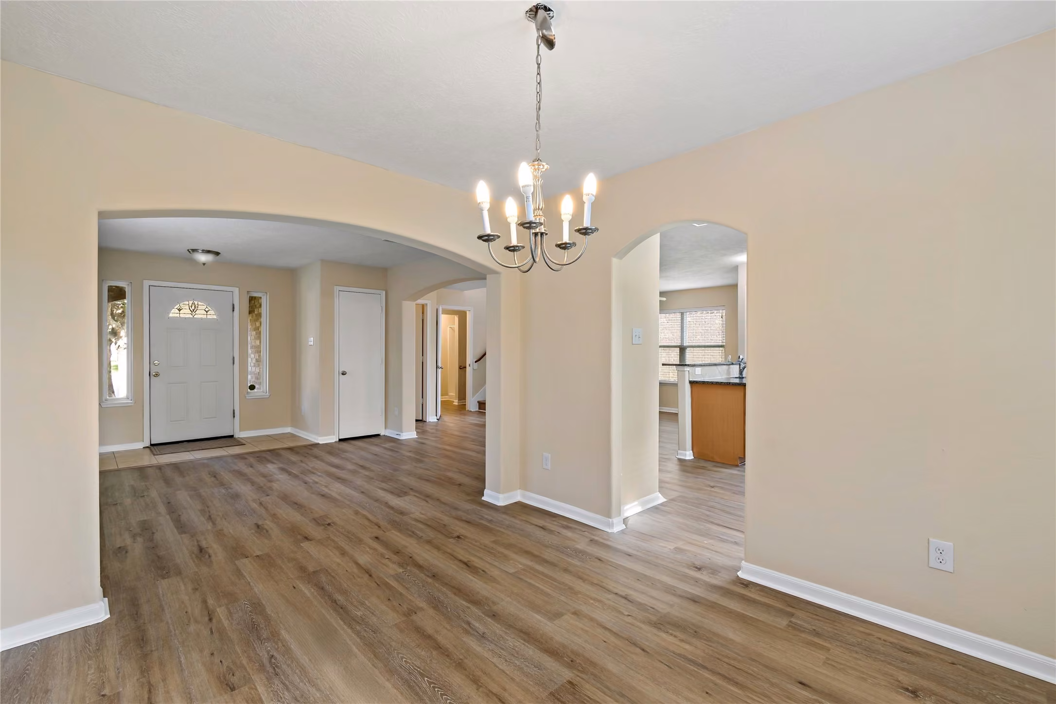 Photo 3 of 13111 Royal Bell Court, Houston, TX