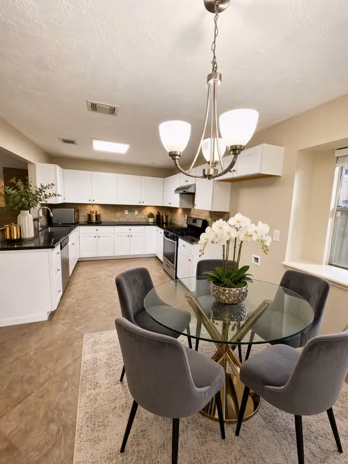 Photo 7 of 15634 Fox Springs Drive, Houston, TX