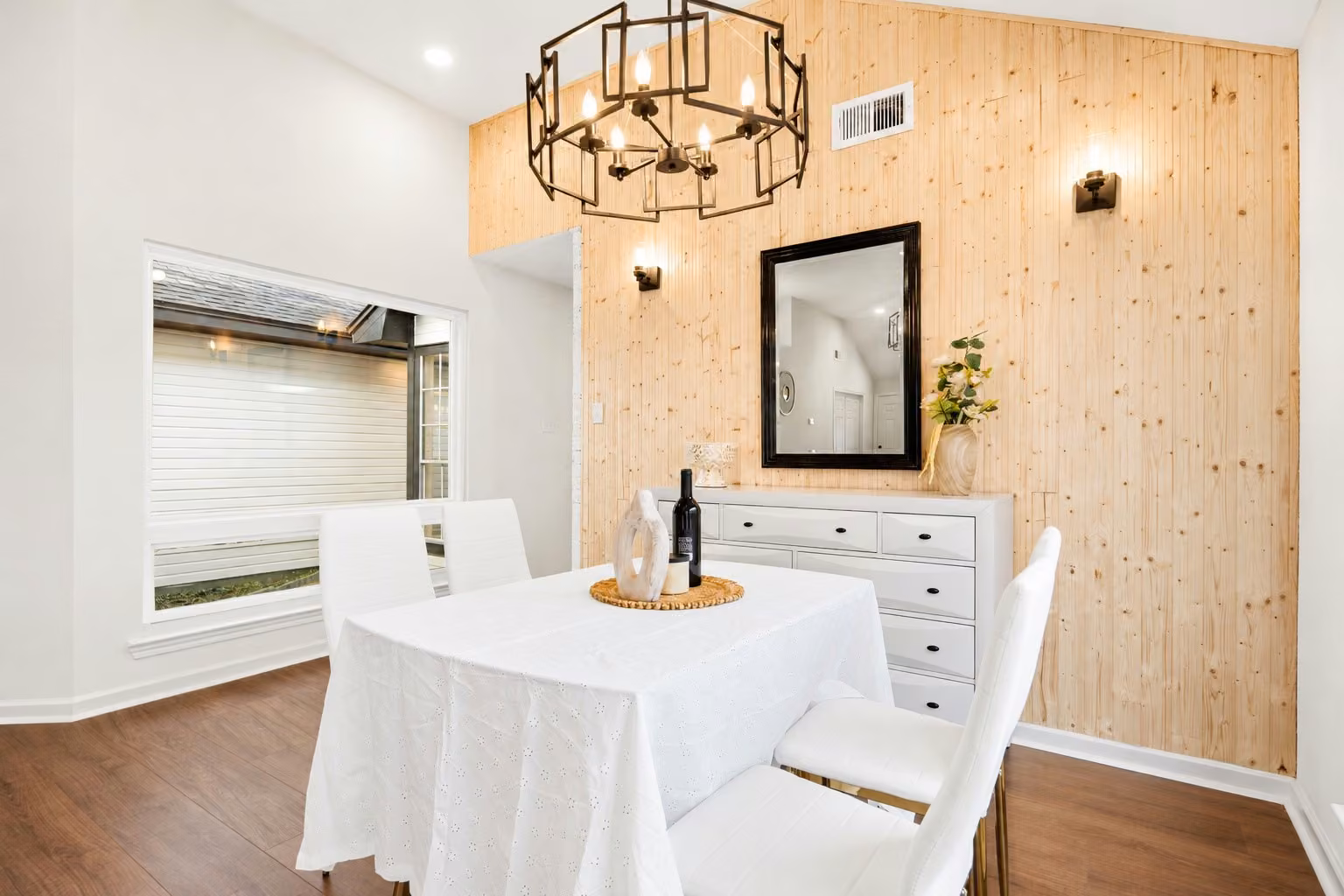 Photo 5 of 1714 Foxlake Drive, Houston, TX