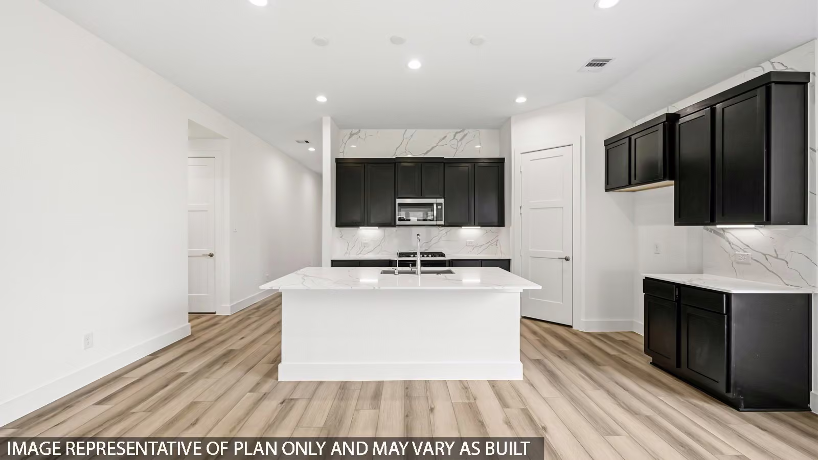 Photo 3 of 1005 Eternal Elk Drive, Conroe, TX