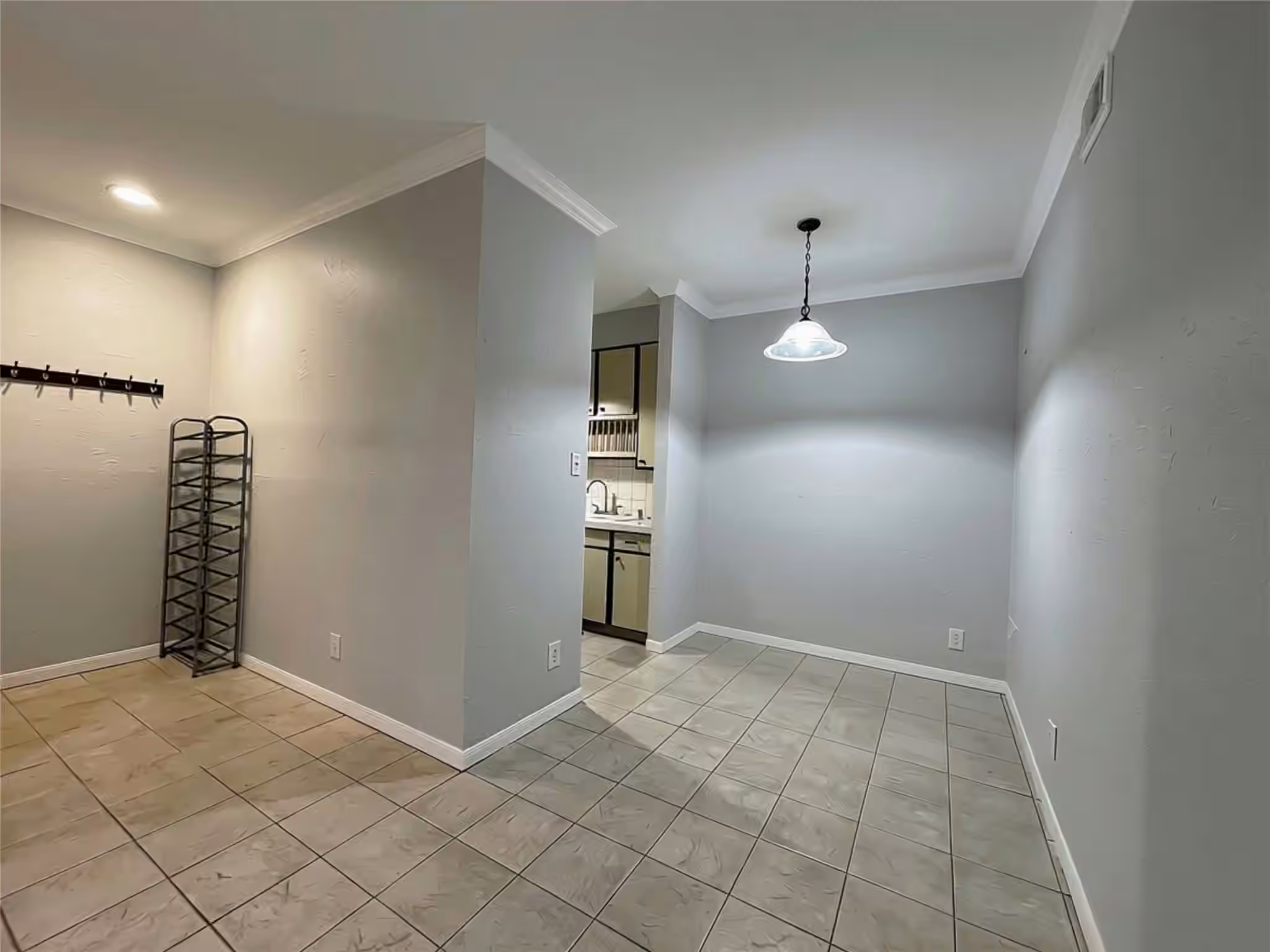 Photo 4 of 7900 N Stadium Drive 15, Houston, TX