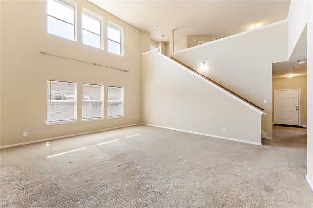 Photo 3 of 228 Shoshone Ridge Drive, La Marque, TX
