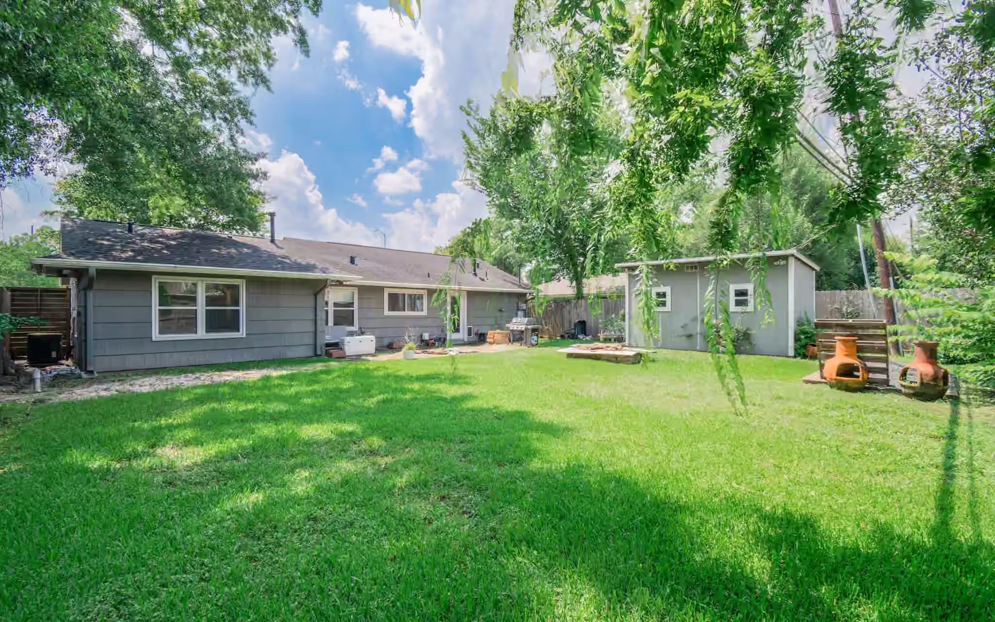Photo 6 of 1918 Huge Oaks Street, Houston, TX