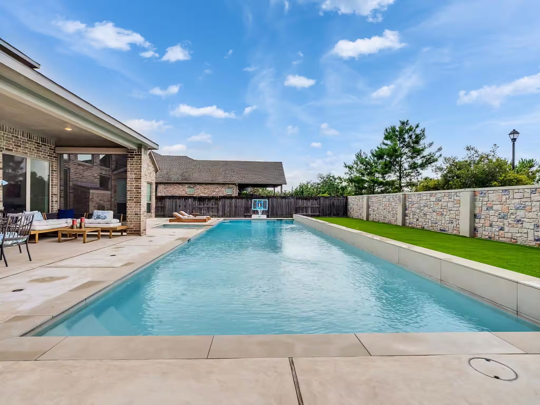 Photo 7 of 30402 Indigo Falls Drive, Fulshear, TX