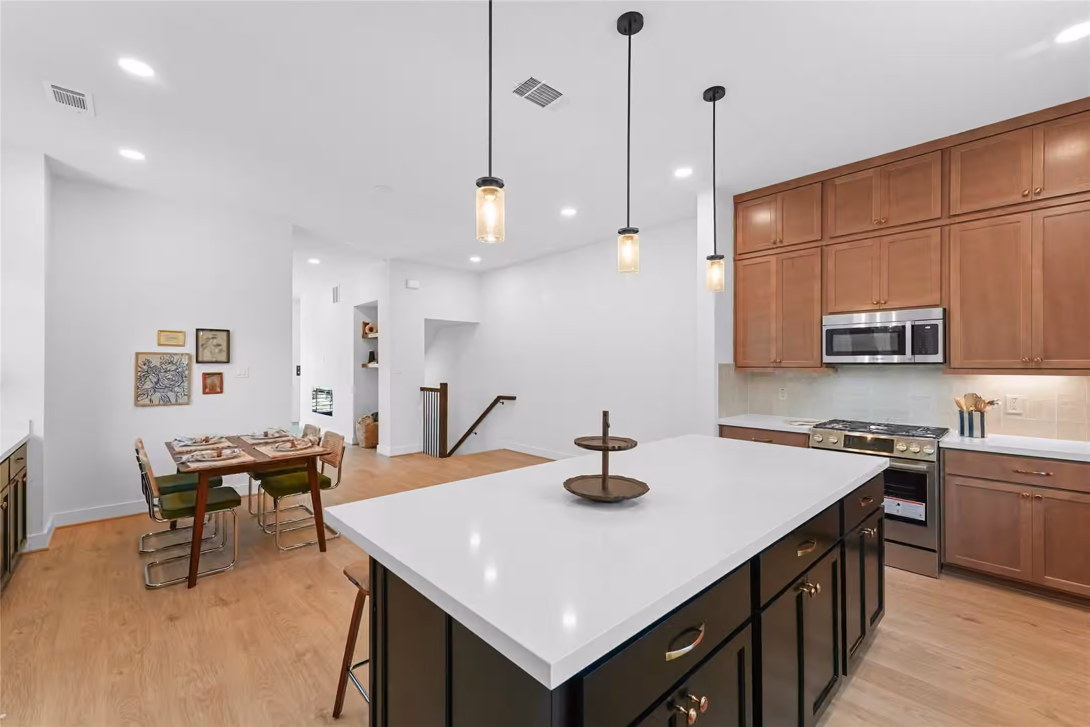 Photo 6 of 1503 Vermont Street A, Houston, TX