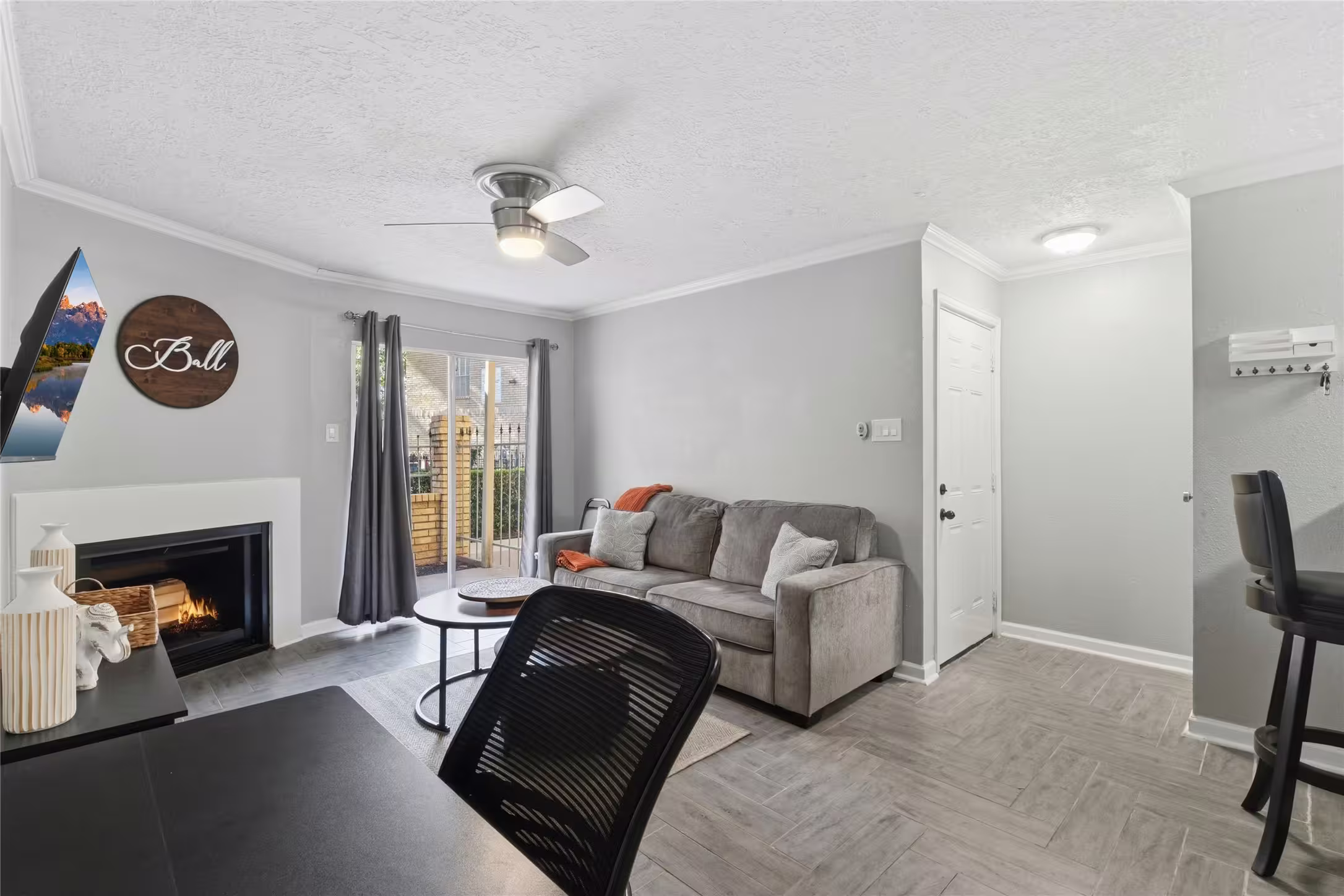 Photo 5 of 12550 Whittington Drive 303, Houston, TX