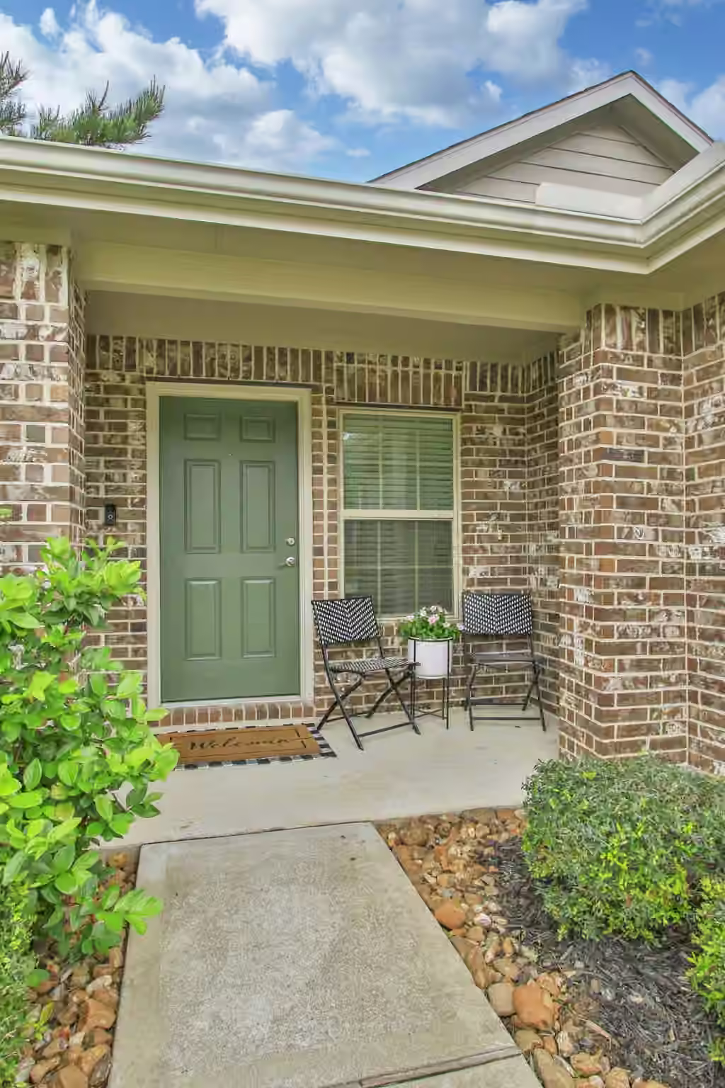 Photo 6 of 1307 Winding Willow Drive, Pinehurst, TX