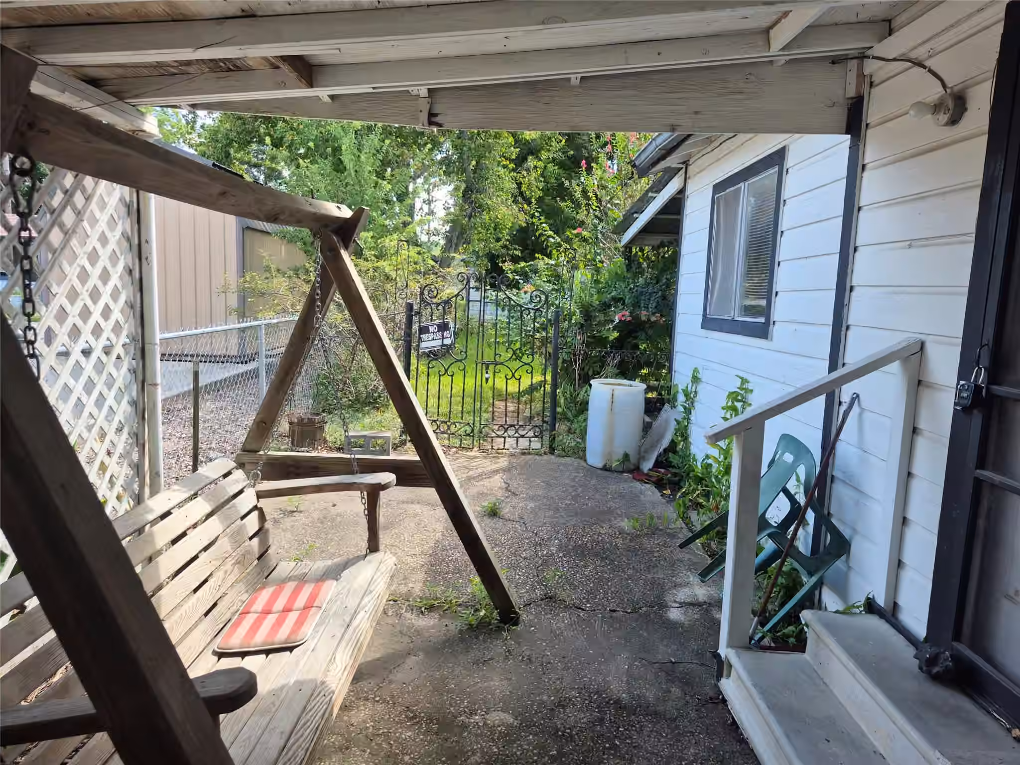 Photo 3 of 169 2nd Street, Van Vleck, TX