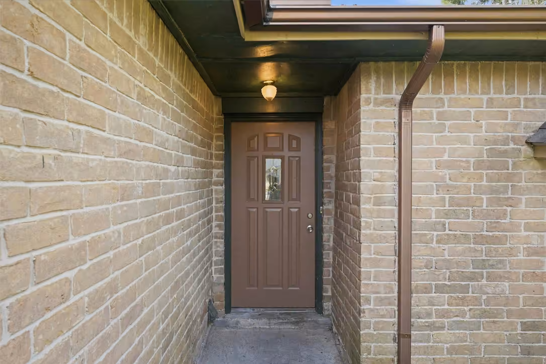 Photo 3 of 12402 Enchanted Path Drive, Houston, TX
