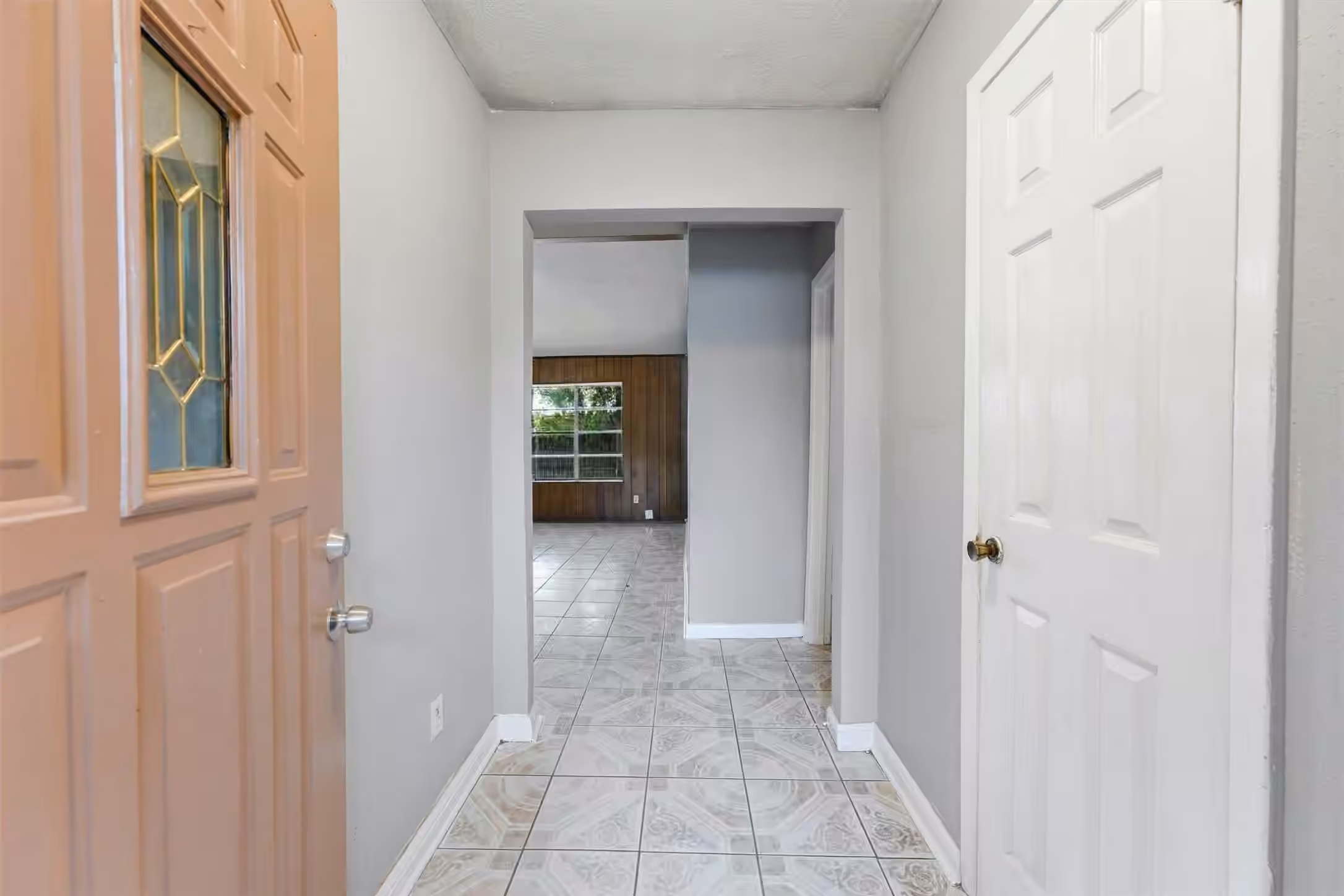 Photo 4 of 12402 Enchanted Path Drive, Houston, TX