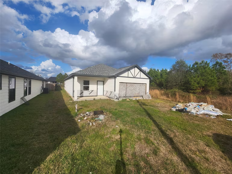 Photo of 86 Road 5102 L, Cleveland, TX 77327