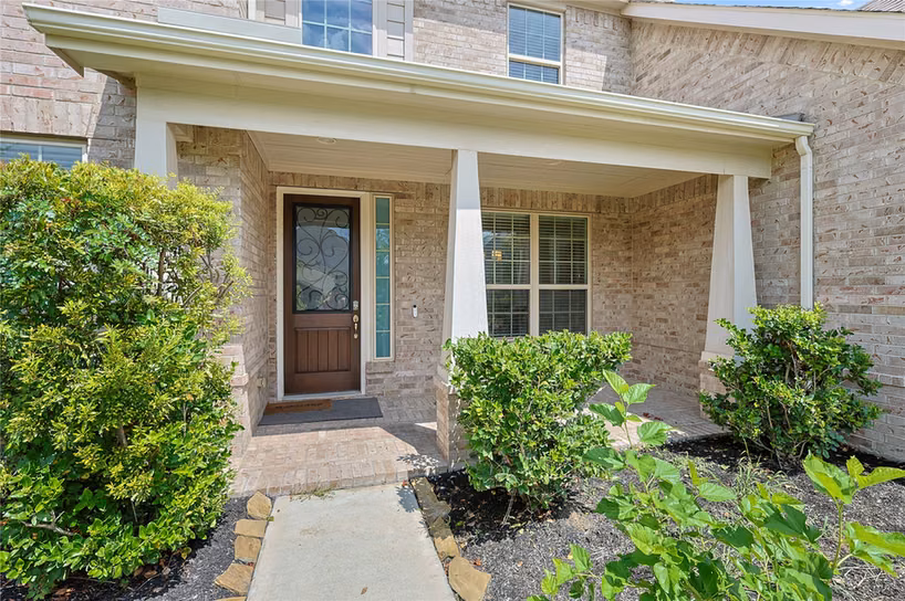 Photo 5 of 28110 Middlewater View Lane, Katy, TX