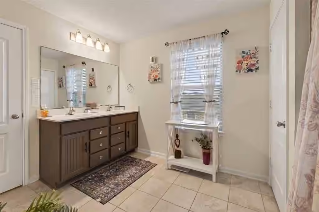 Photo 6 of 9839 Mills Field Drive, Houston, TX