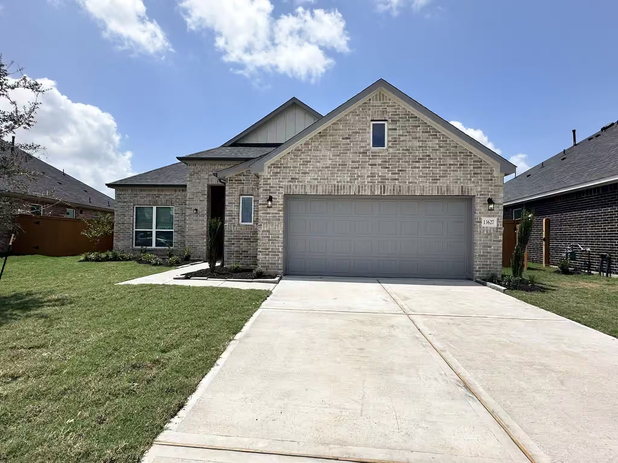 Photo 2 of 13627 Lago Vista Drive, Iowa Colony, TX