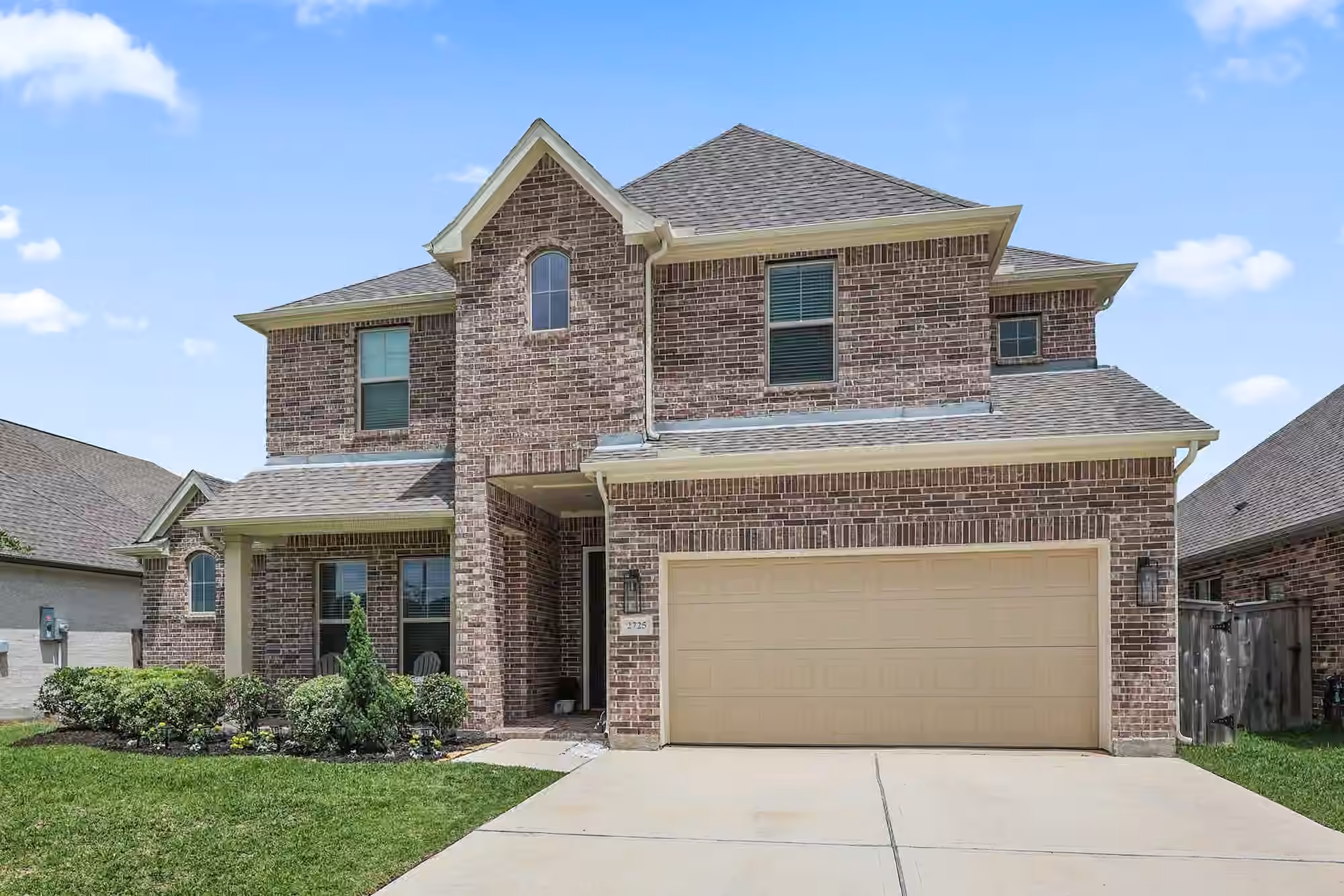 Photo 2 of 2725 Lakeside Shore Drive, League City, TX