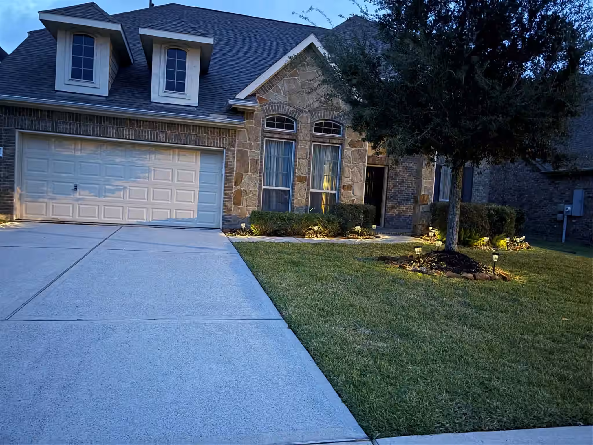 Photo 2 of 331 W Bend Drive, League City, TX