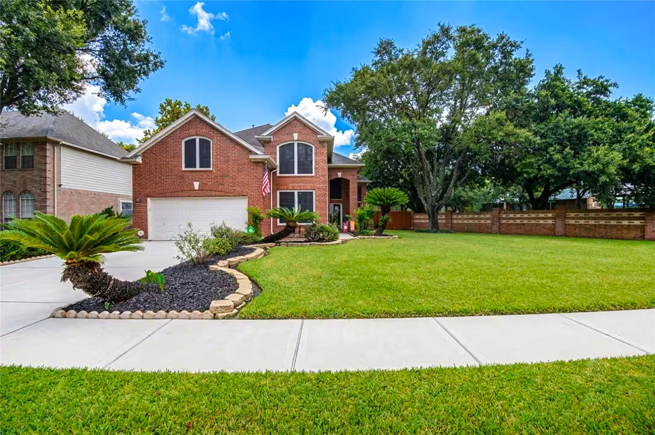 Photo 3 of 10030 Briarpark Trail Lane, Houston, TX