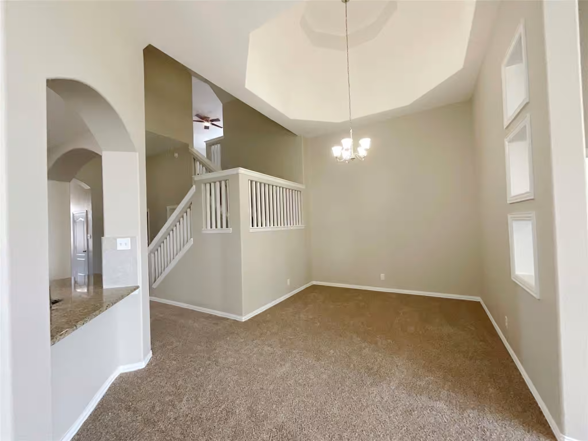 Photo 6 of 8707 E Crescent Lake Circle, Baytown, TX
