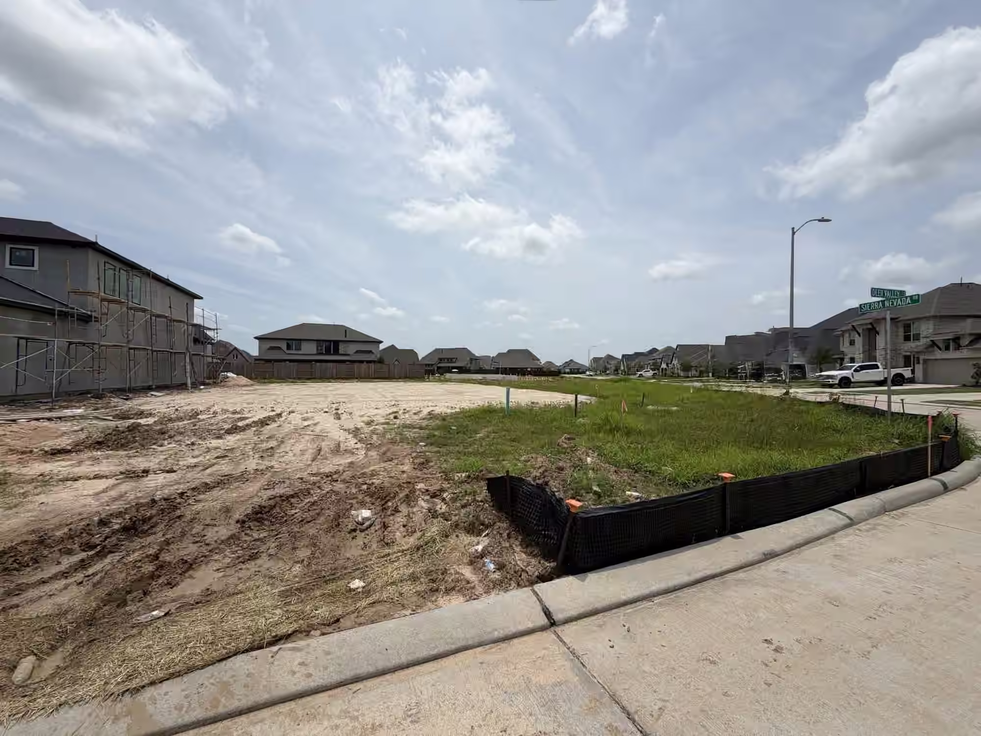 Photo 2 of 5202 Deer Valley Court, Manvel, TX