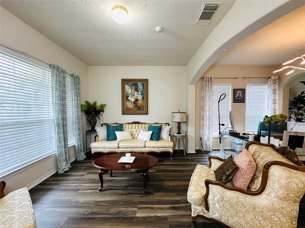 Photo 4 of 2316 Highland Crossing Drive, Conroe, TX