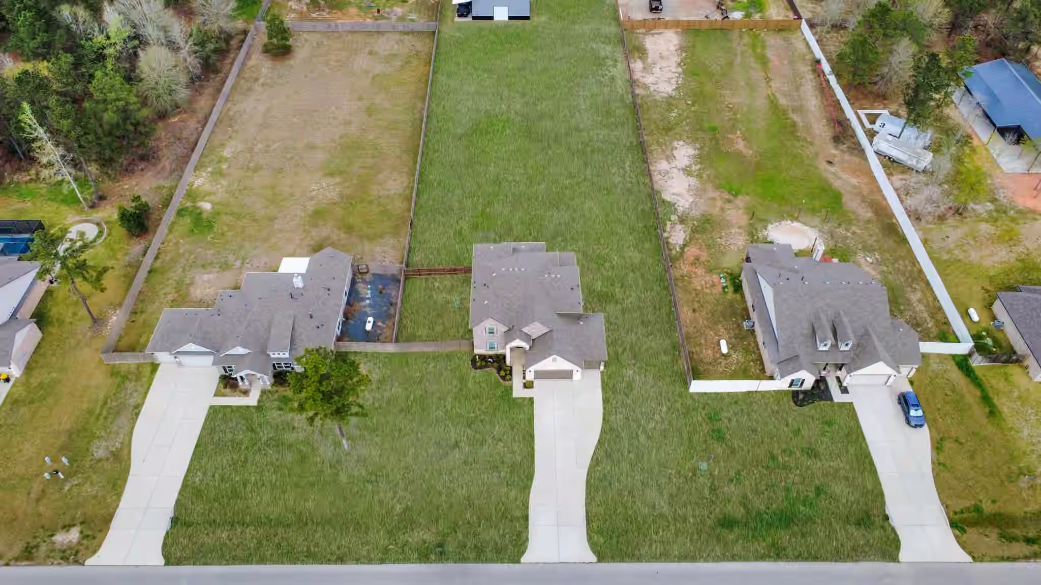 Photo 5 of 16735 Rockwall Street, Conroe, TX