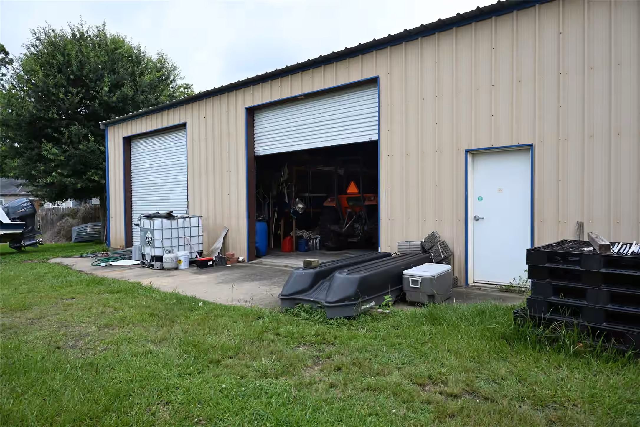 Photo 5 of 224 E MAIN STREET, Clute, TX