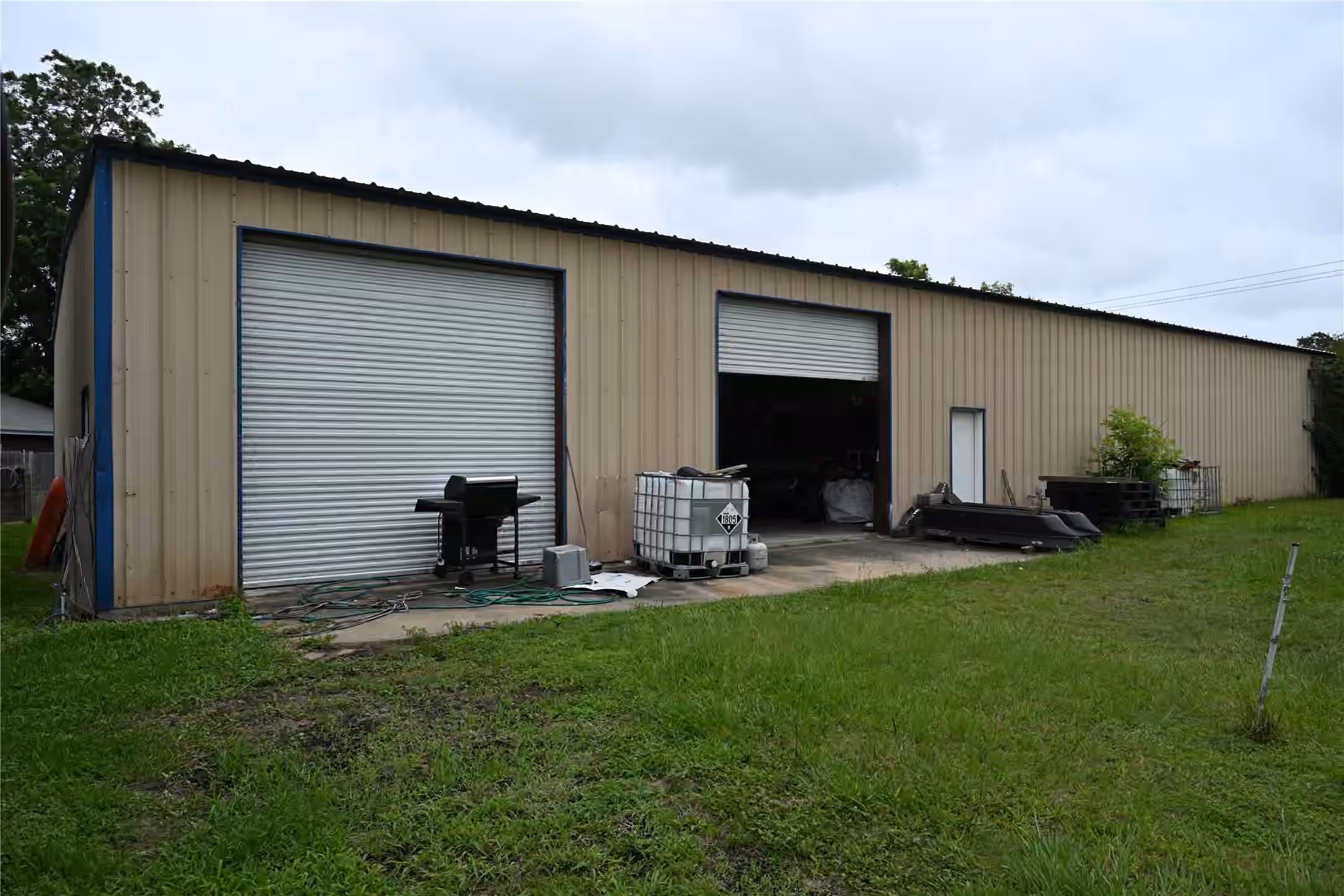Photo 6 of 224 E MAIN STREET, Clute, TX