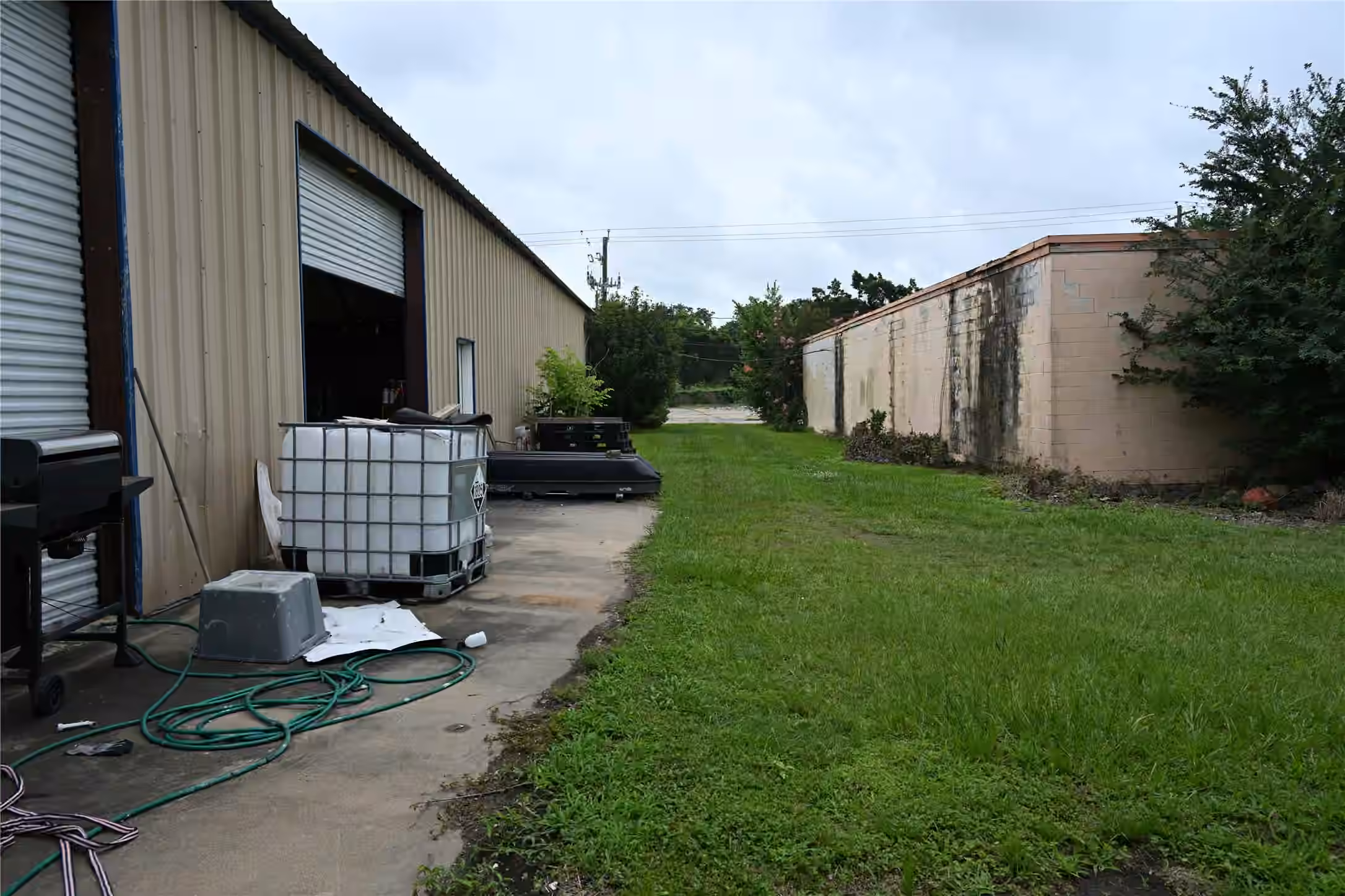 Photo 7 of 224 E MAIN STREET, Clute, TX