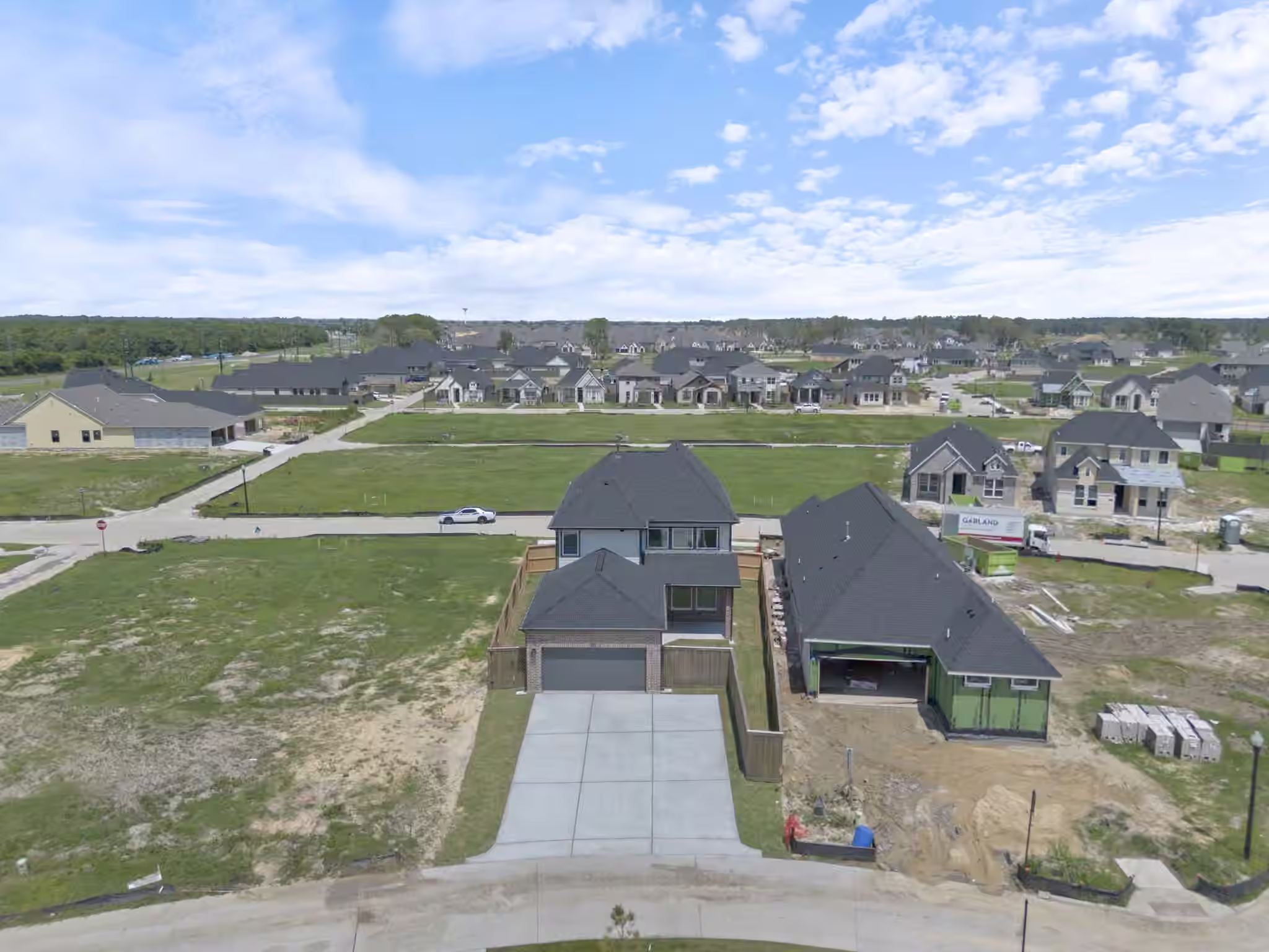 Photo 2 of 11812 Benes Drive, Mont Belvieu, TX