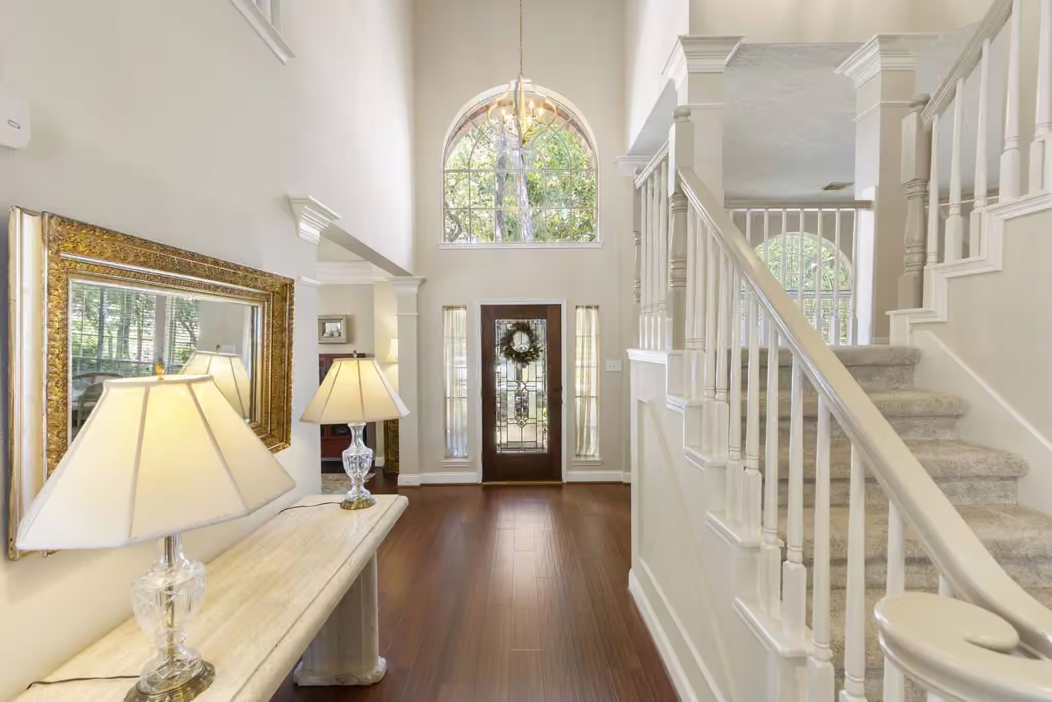 Photo 6 of 63 Driftoak Circle, The Woodlands, TX