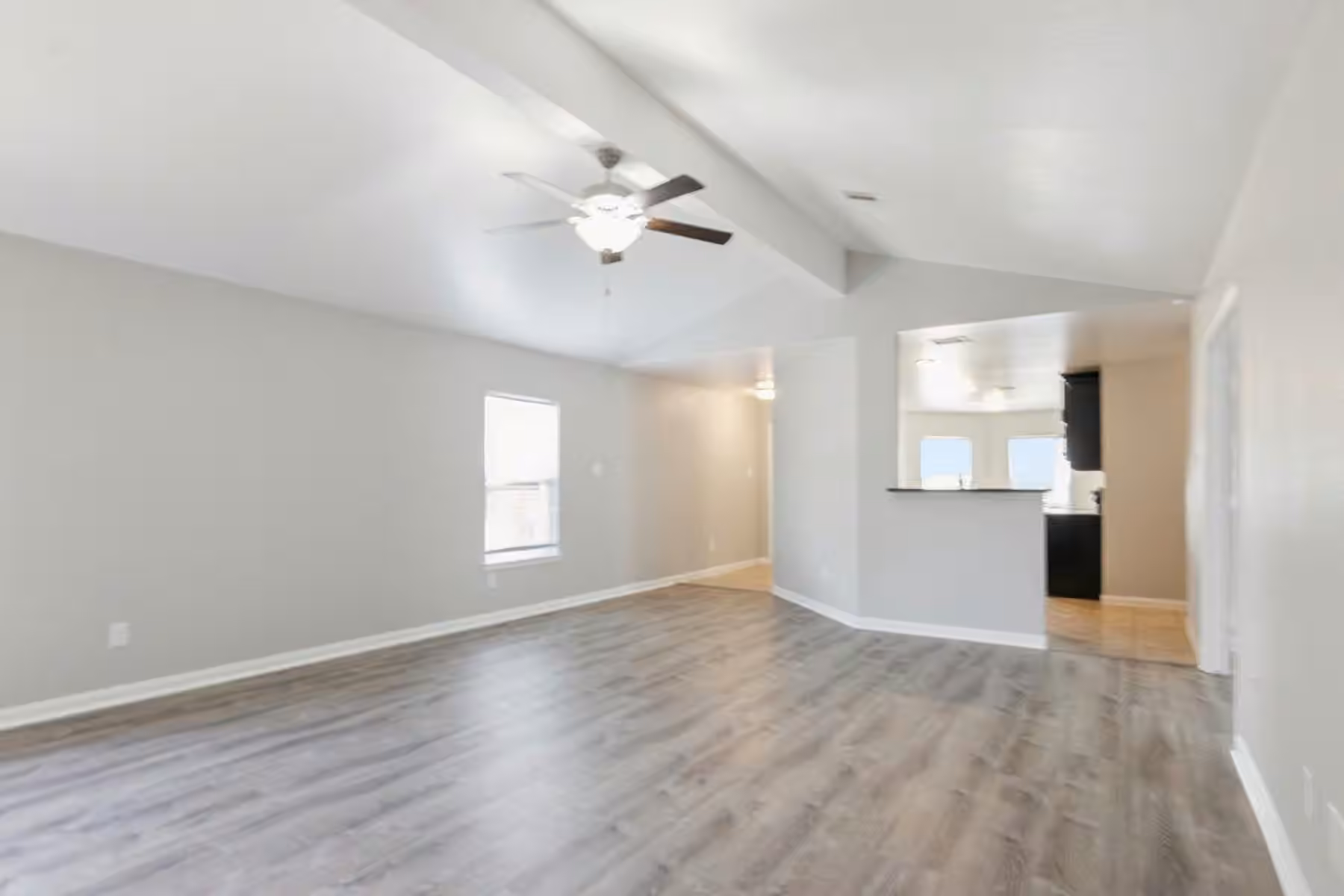Photo 6 of 10842 Spring Brook Pass Drive, Humble, TX