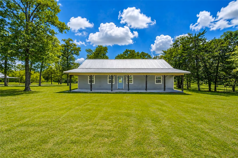 Photo of 8805 Sun Oil Road, Brenham, TX 77833