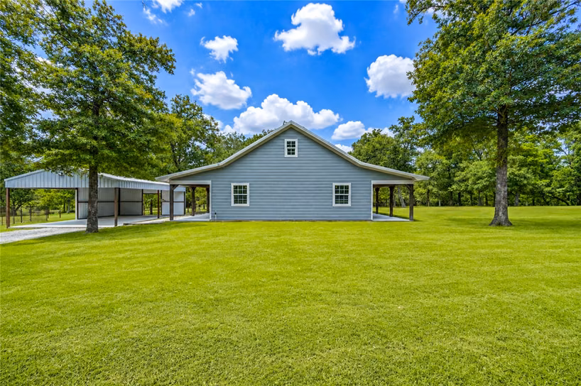 Photo 7 of 8805 Sun Oil Road, Brenham, TX