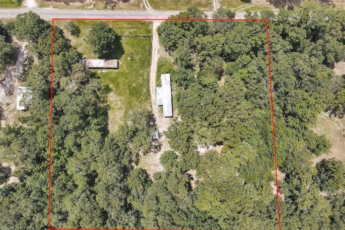 Photo of 685 County Road 2174, Cleveland, TX 77327