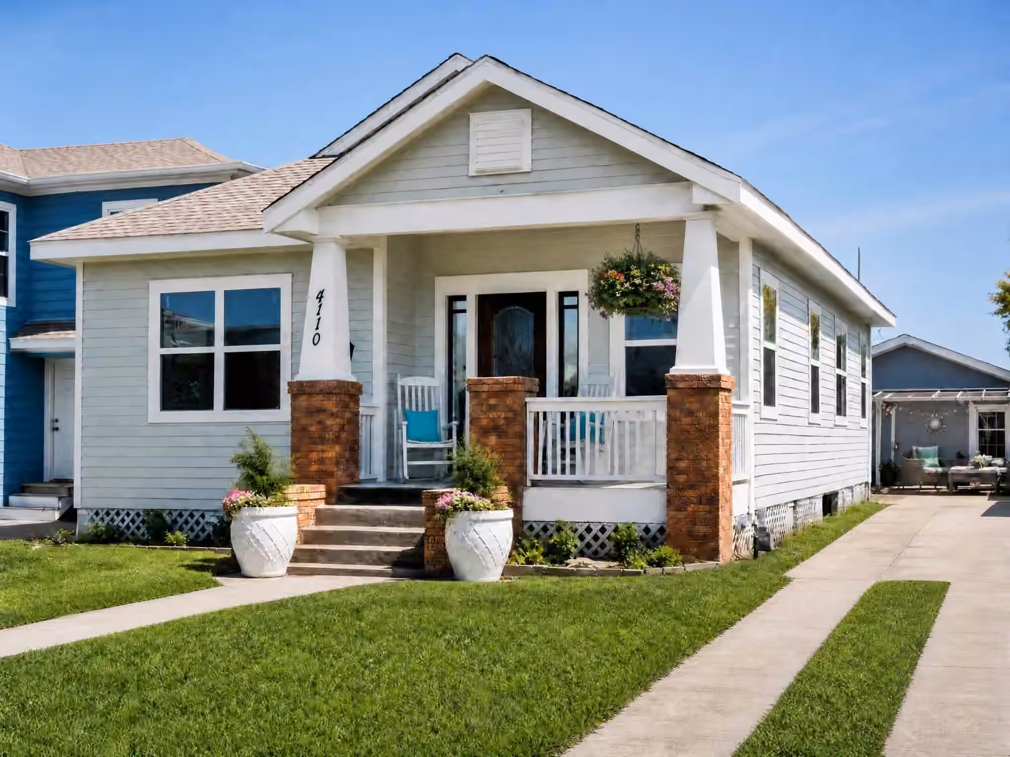 Photo 3 of 4110 Avenue T 1/2, Galveston, TX