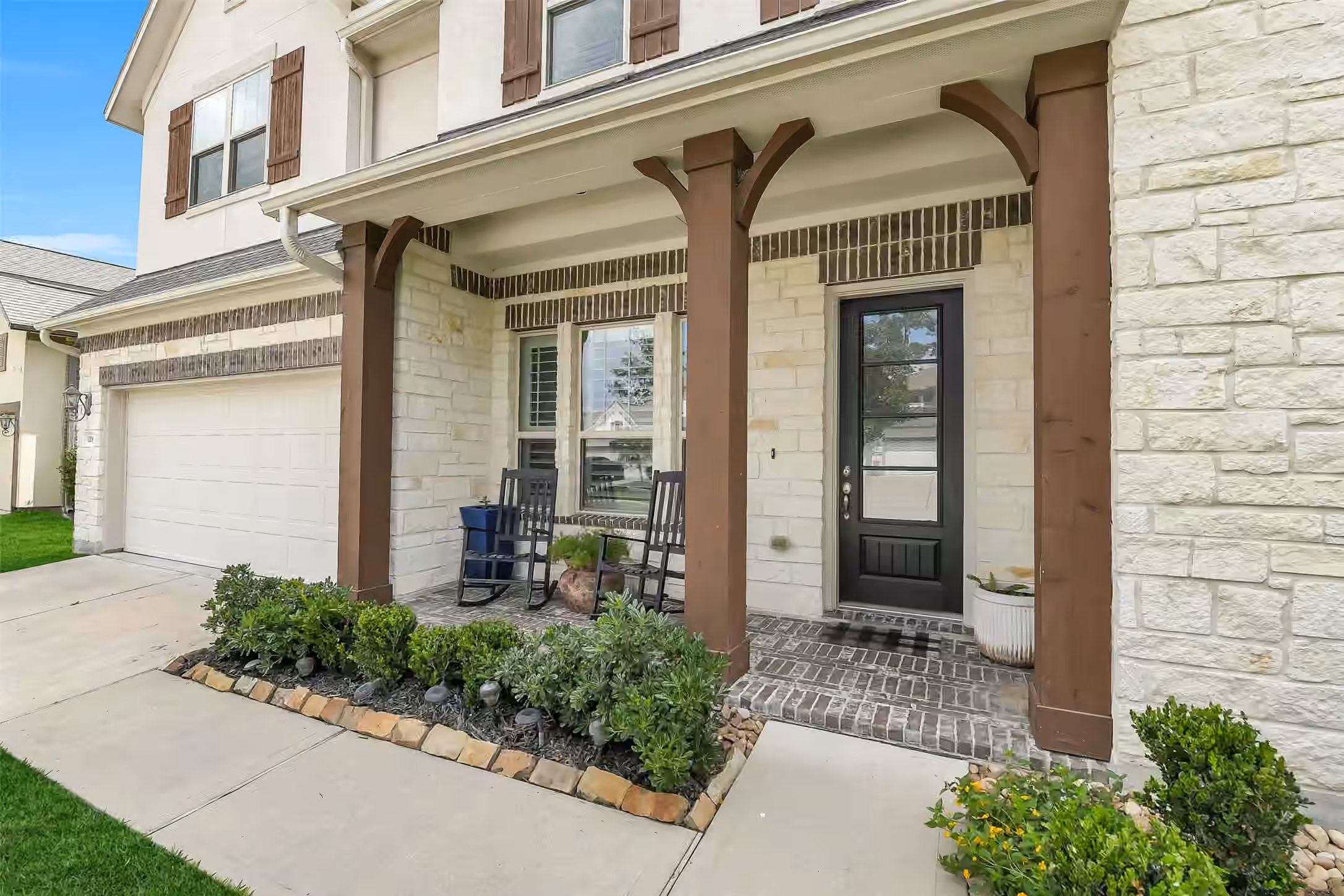 Photo 4 of 32063 Autumn Orchard Lane, Conroe, TX