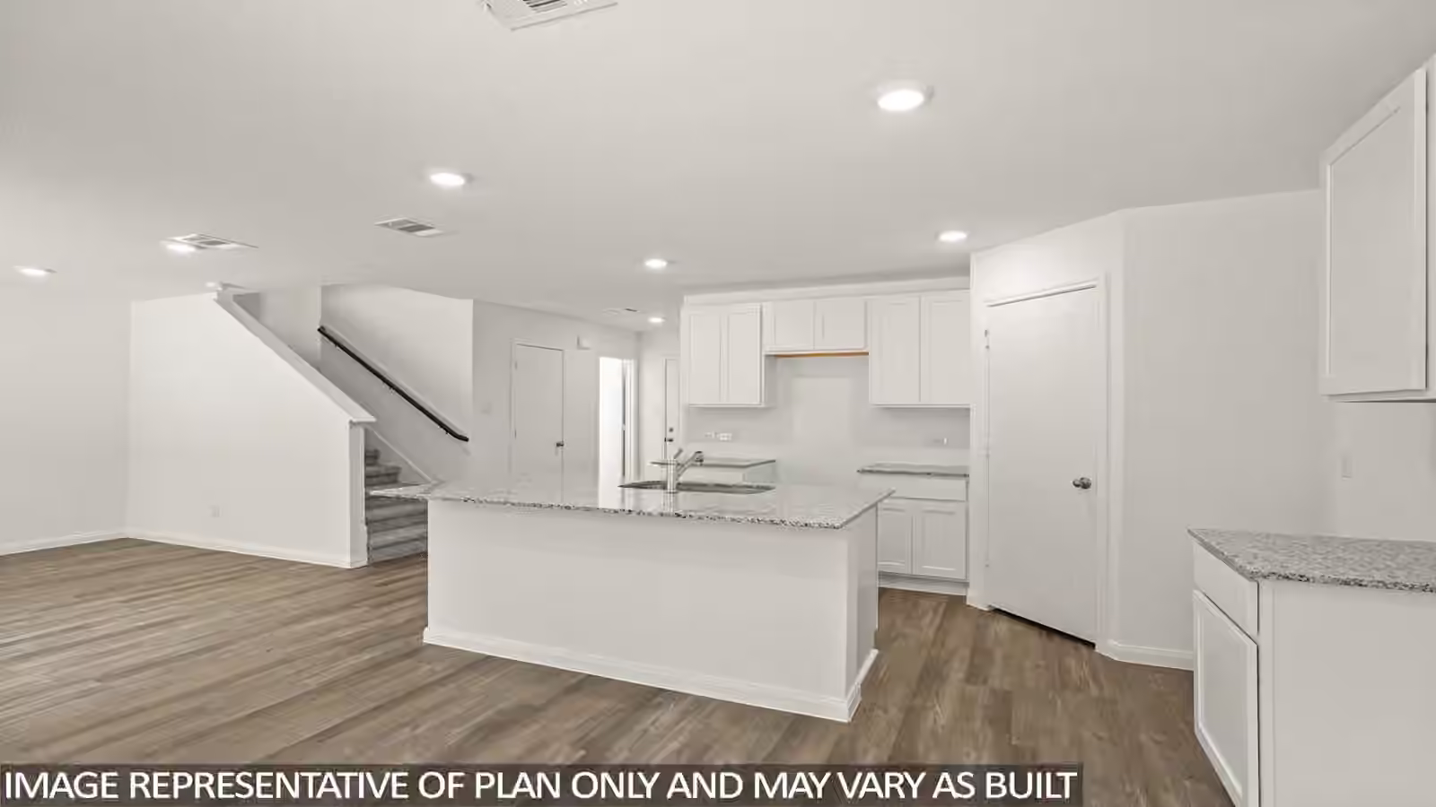 Photo 4 of 13056 McCrorey Trails Drive, Conroe, TX