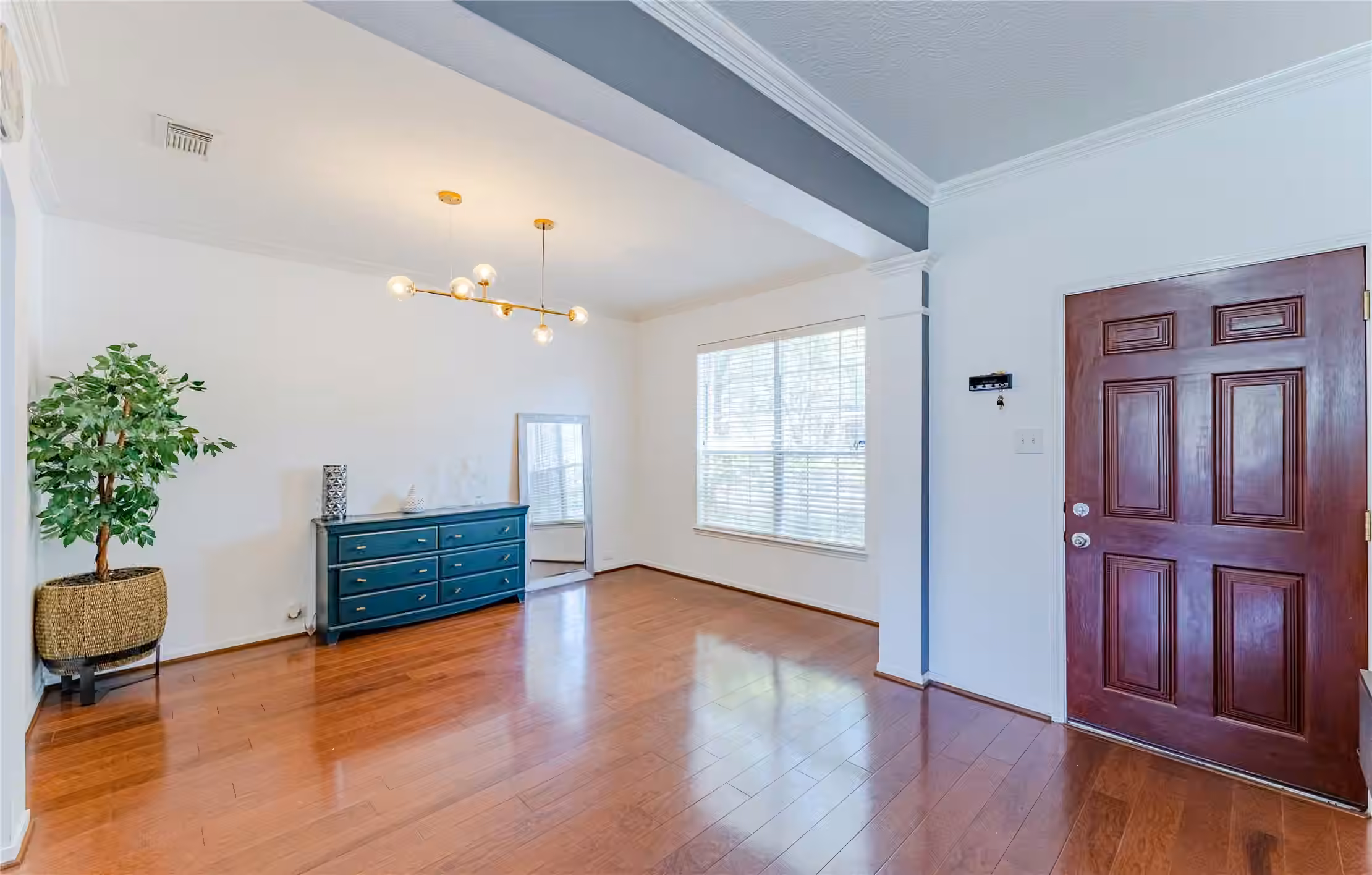 Photo 2 of 11023 North Auden Circle, Missouri City, TX
