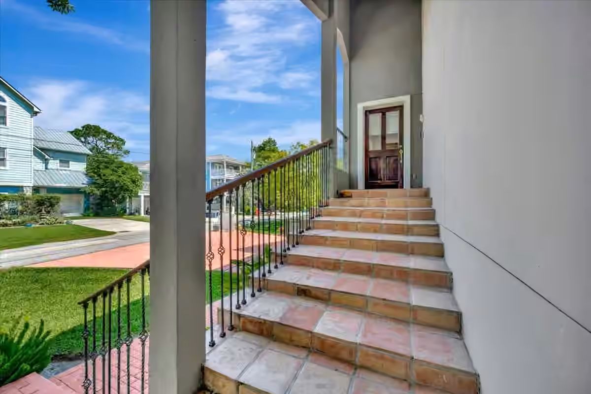 Photo 6 of 112 Oak Road, Clear Lake Shores, TX